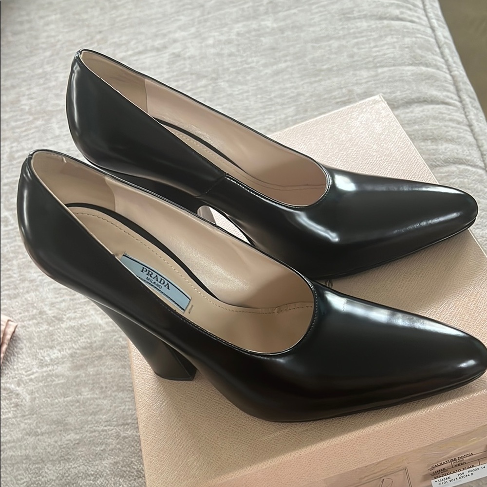 Calzature Donna Nero Prada Pumps - Picture 5 of 9